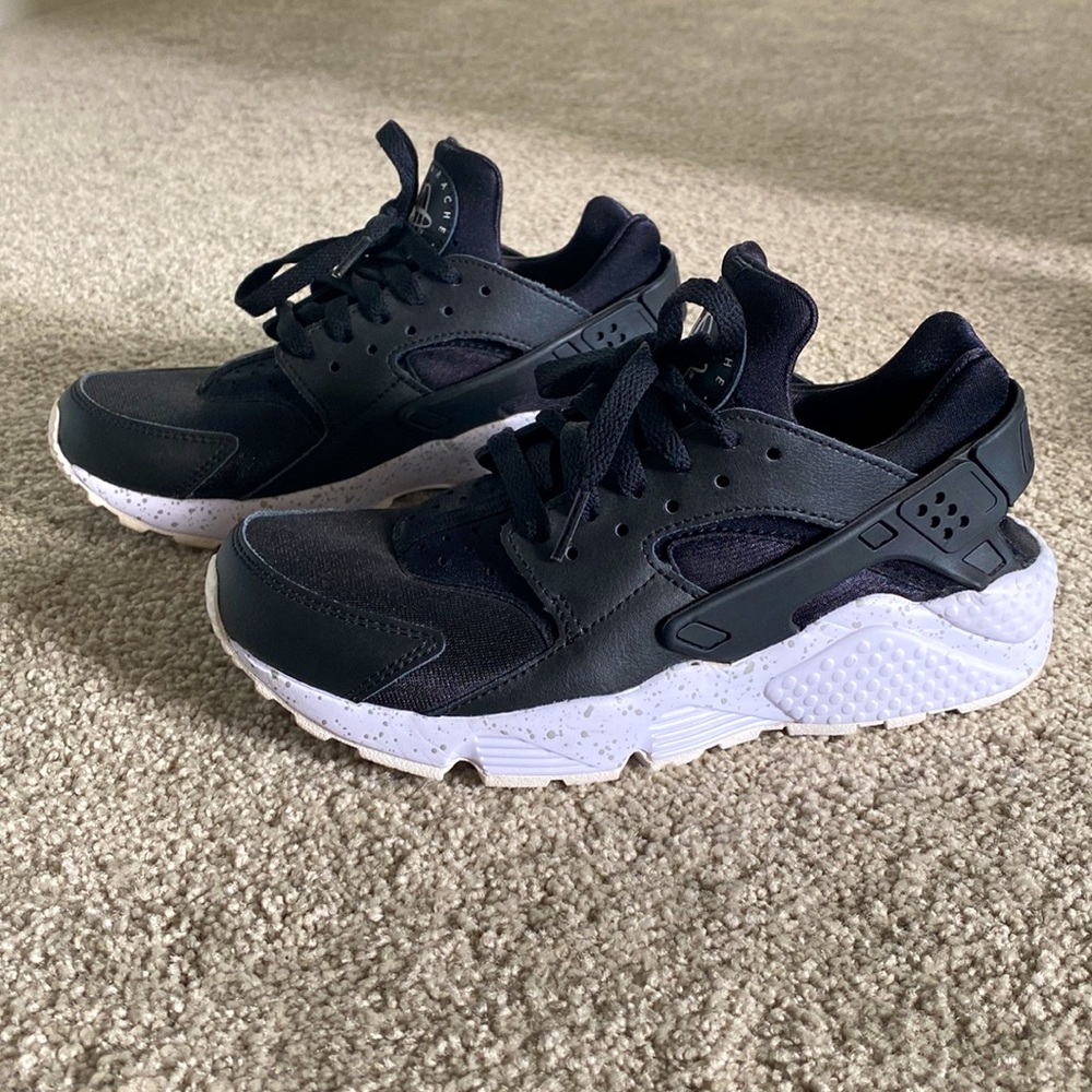 Nike Air Huarache - Custom NIKEiD size 6